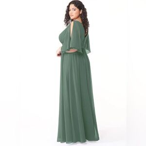 AZAZIE TEMEKA
Eucalyptus A-Line Ruched Chiffon Dress